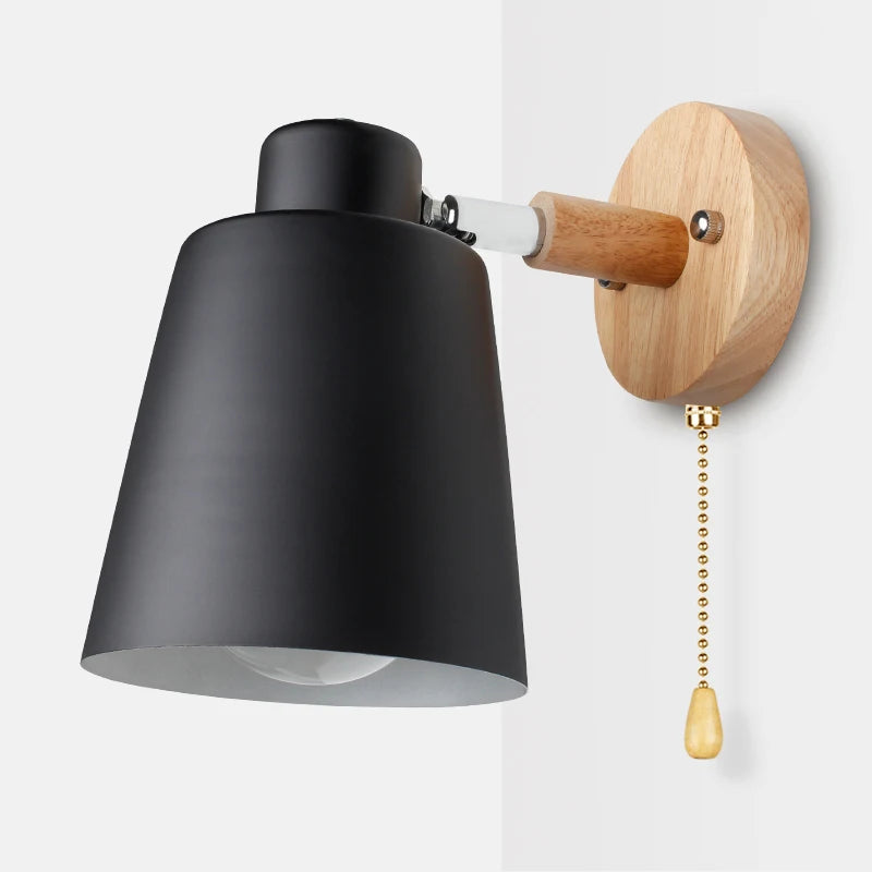 Lampe de chevet murale scandinave avec abat-jour en métal et base en bois avec interrupteur à cordon