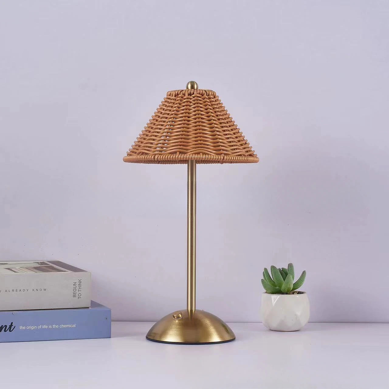 Lampe de chevet rotin parapluie sur pied en métal