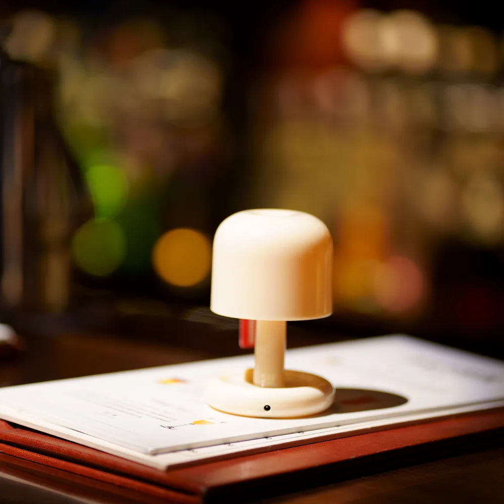 Petite lampe de chevet sans fil rechargeable en forme de champignon