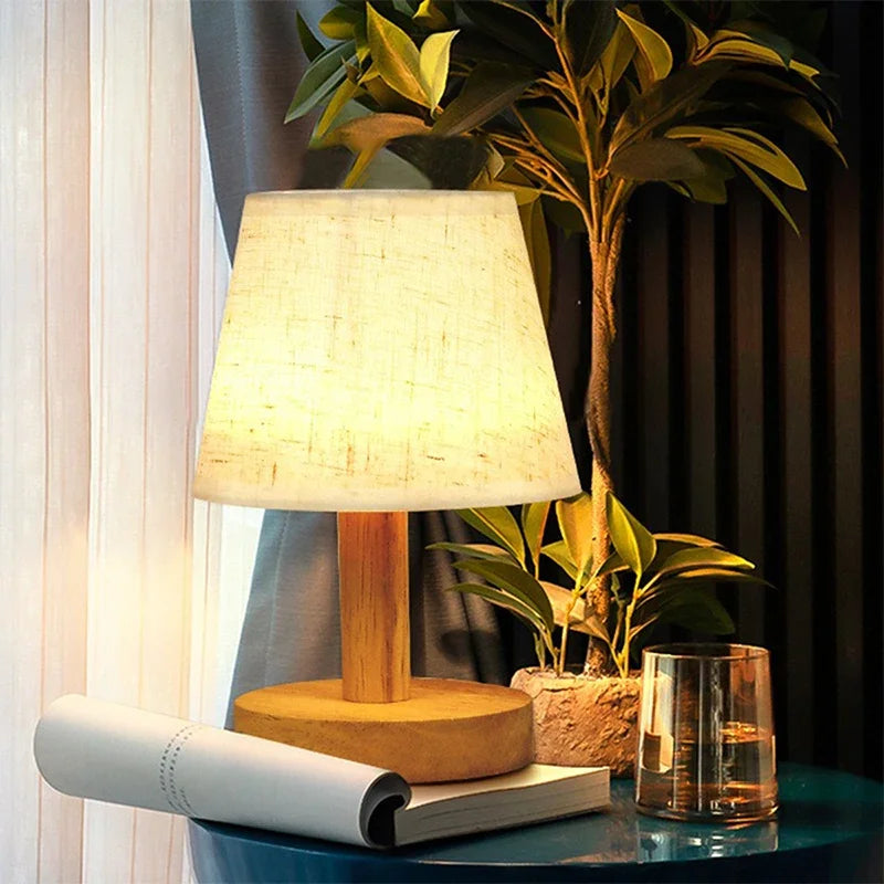 Lampe de chevet en bois scandinave en forme d'éventail