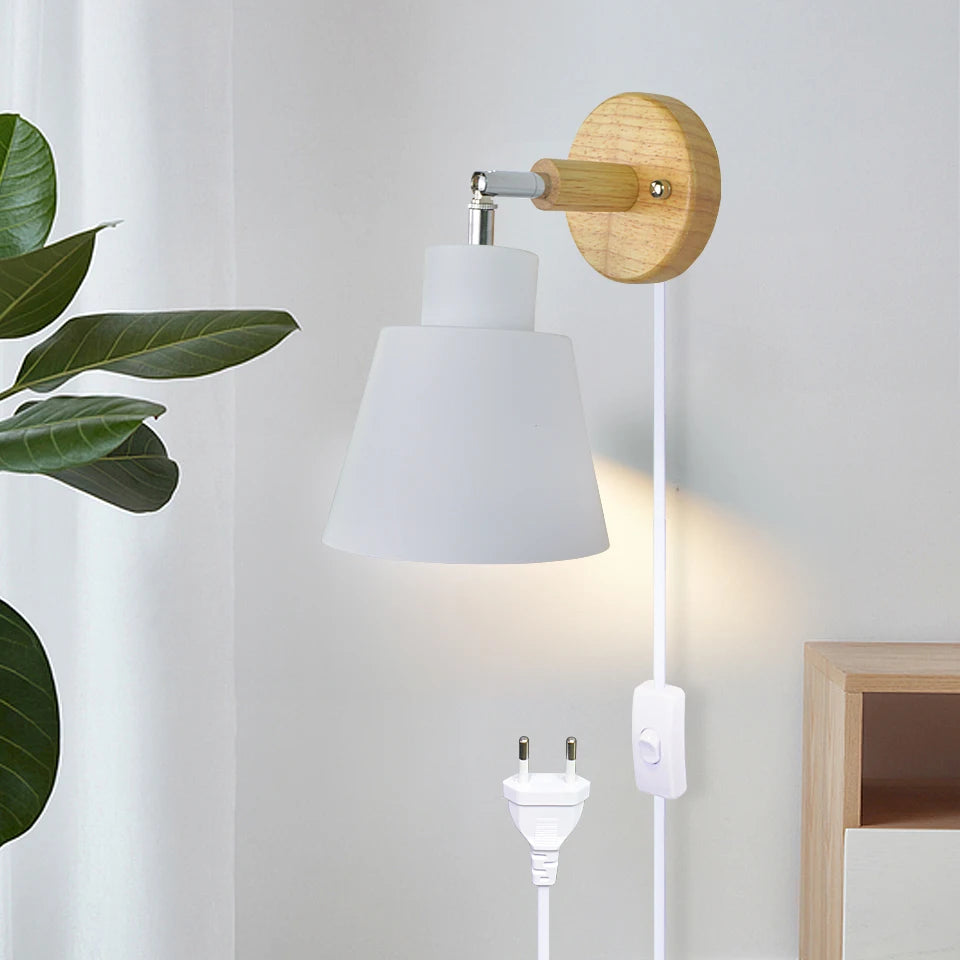 Lampe de chevet murale scandinave en bois & métal à tête orientable