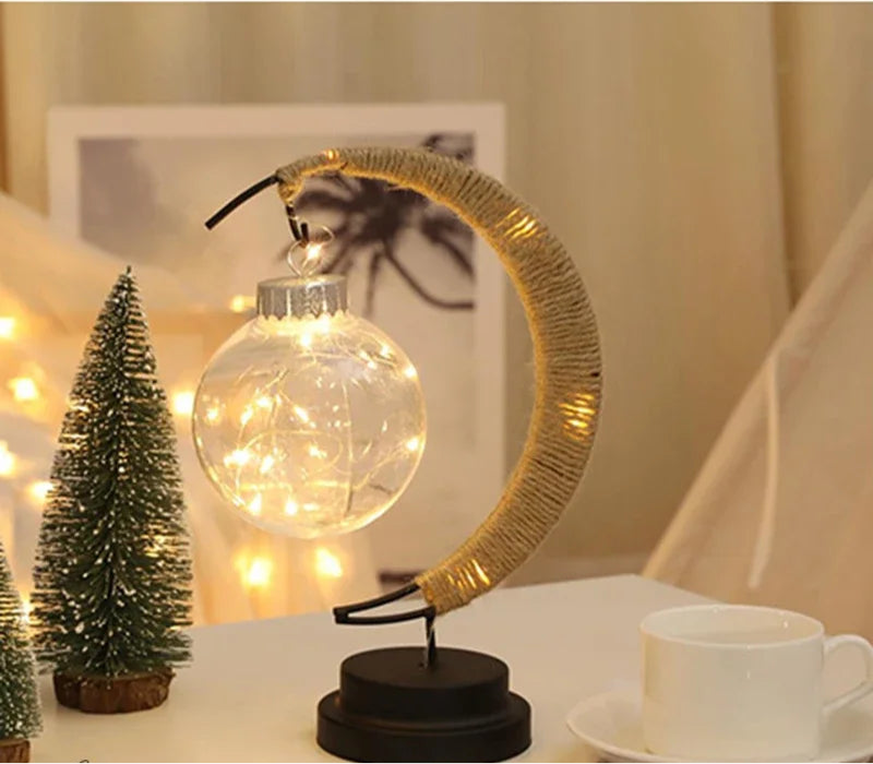 Lampe de chevet rotin en forme de croissant de lune