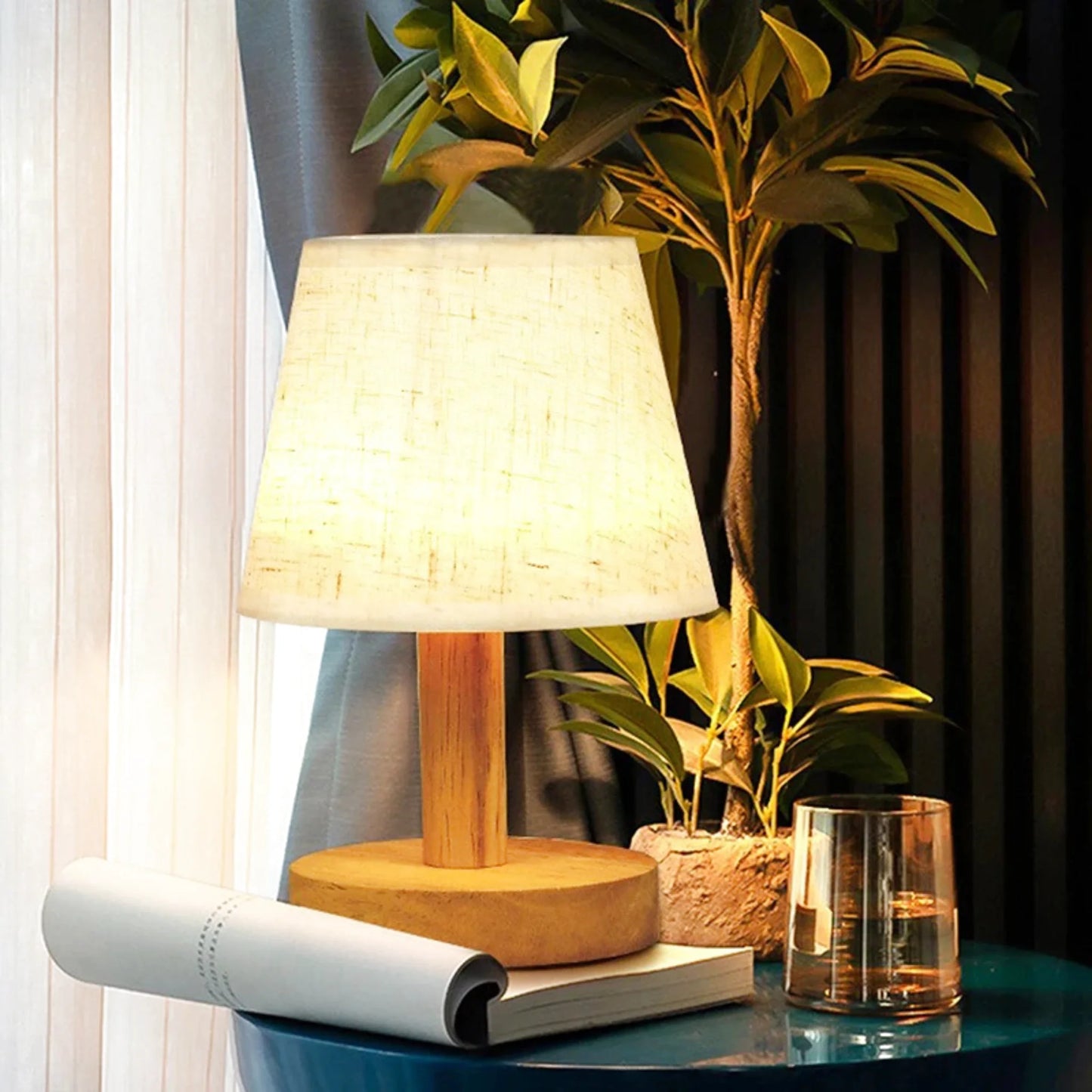 Lampe de chevet en bois scandinave en forme d'éventail