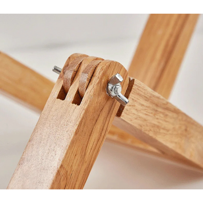 Lampe de chevet en bois artisanale en forme de petit bonhomme