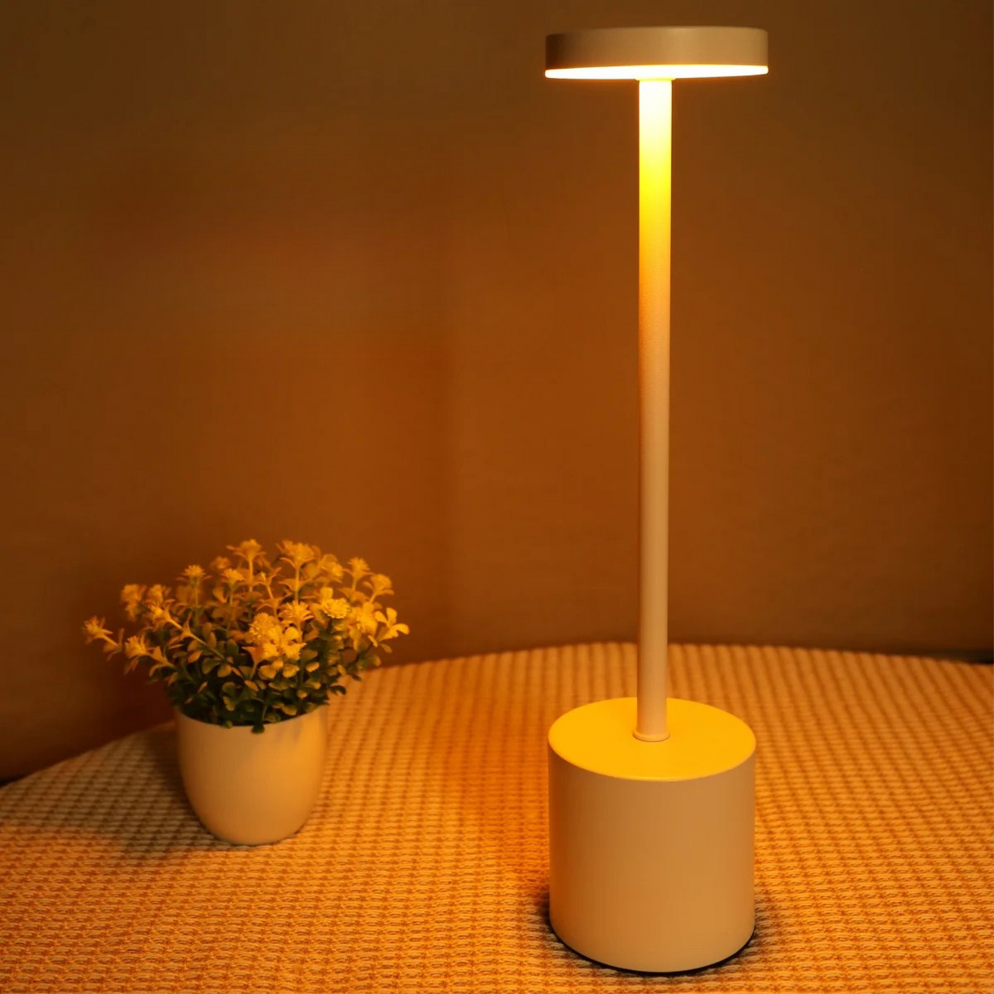 Lampe de chevet tactile rétro en métal