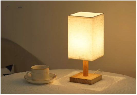 Lampe de chevet en bois scandinave