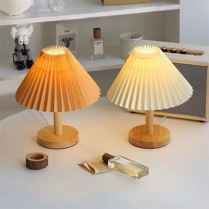 Lampe de Chevet en bois naturel bohème avec abat-jour plissé