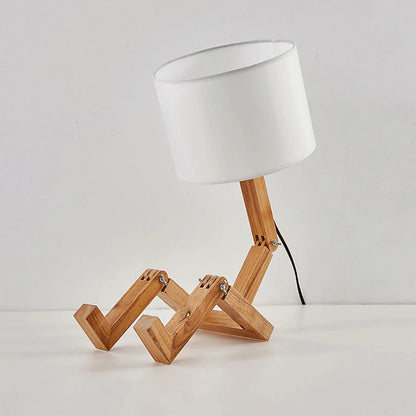 Lampe de chevet en bois artisanale en forme de petit bonhomme