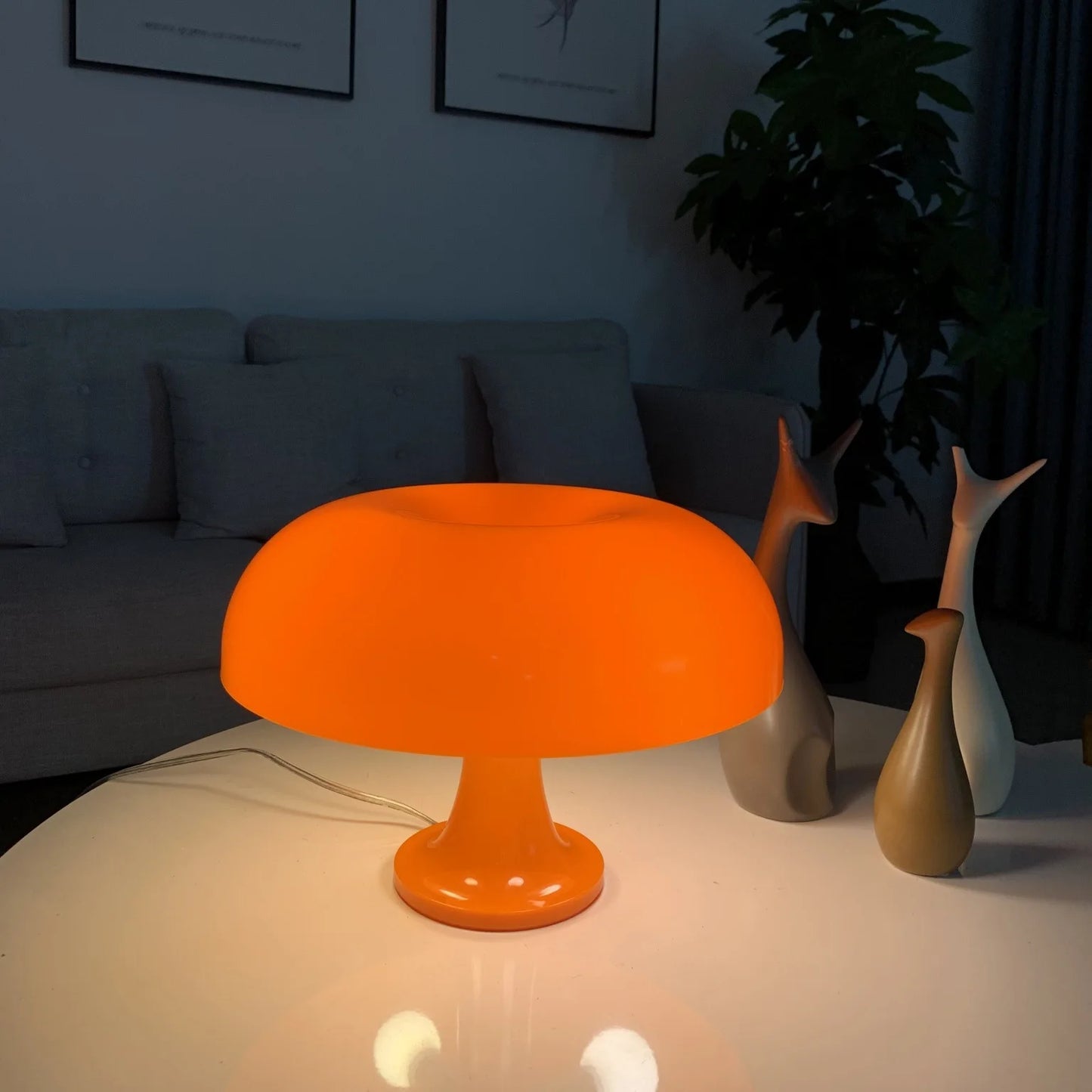 Petite lampe de chevet design en forme de champignon