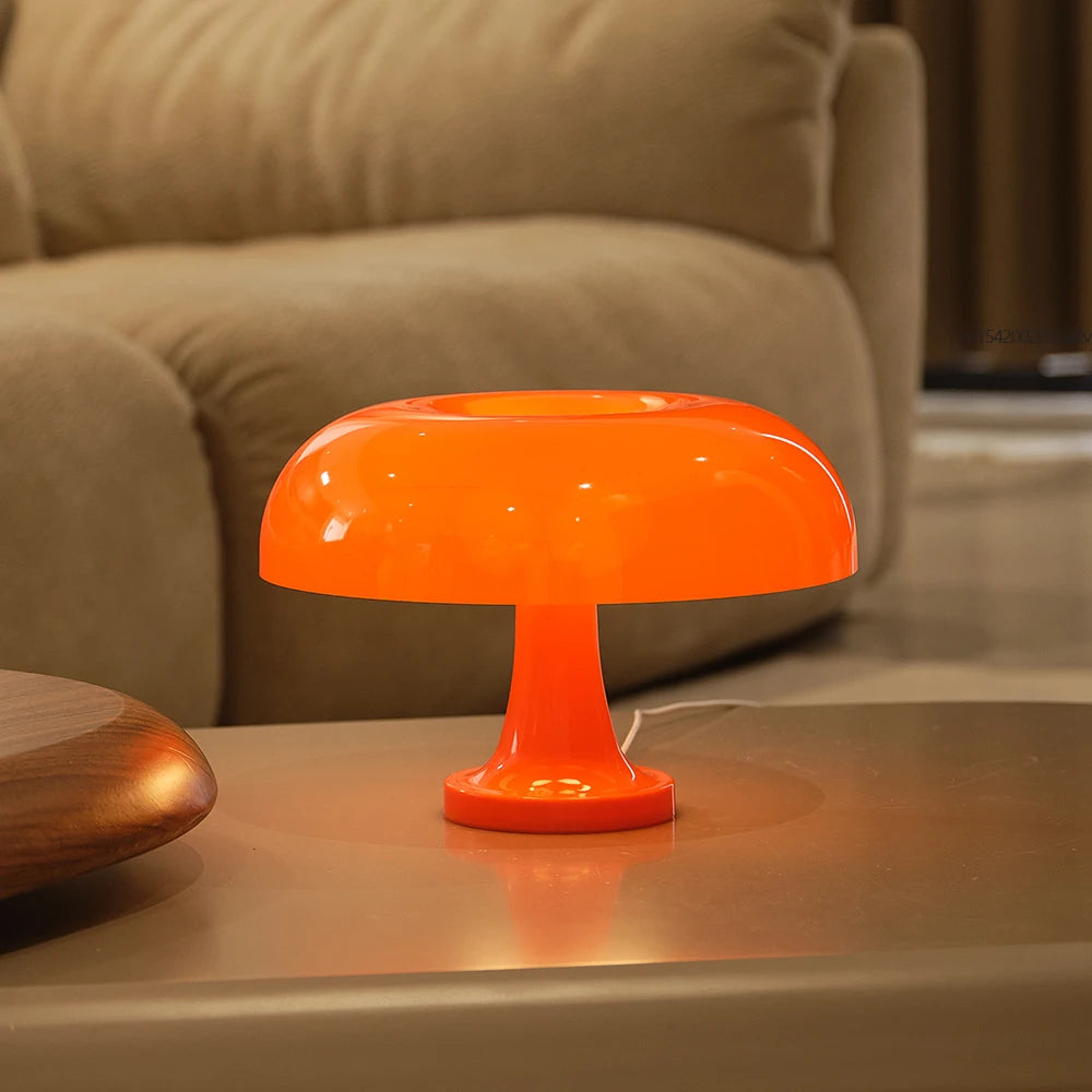 Lampe de chevet design en forme de champignon