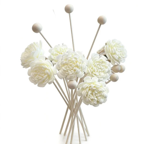 Bouquet de 10 tiges diffusantes en rotin, cinq fleurs et cinq perles de bois