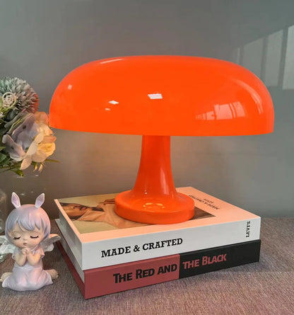 Lampe de chevet design en forme de champignon