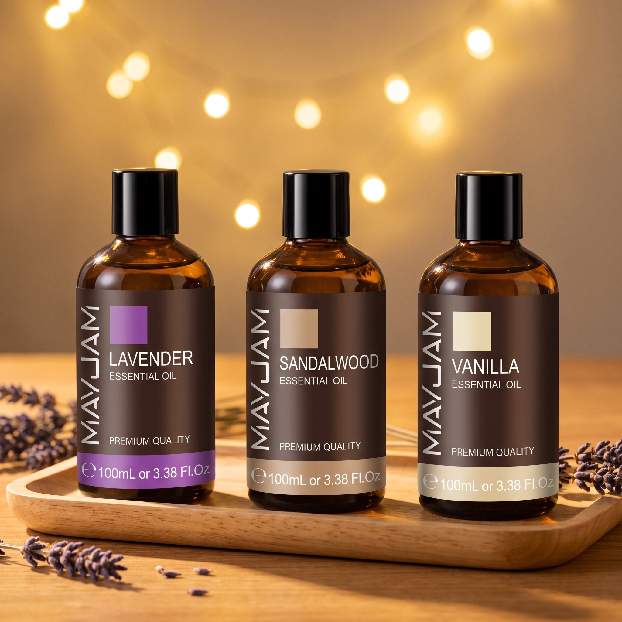 Trio d'huiles essentielles MAYJAM 100 ml – lavande, santal et vanille sur un plateau en bois, ambiance chaleureuse – Halo Maison