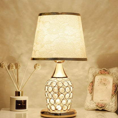 Lampe de chevet design en cristal