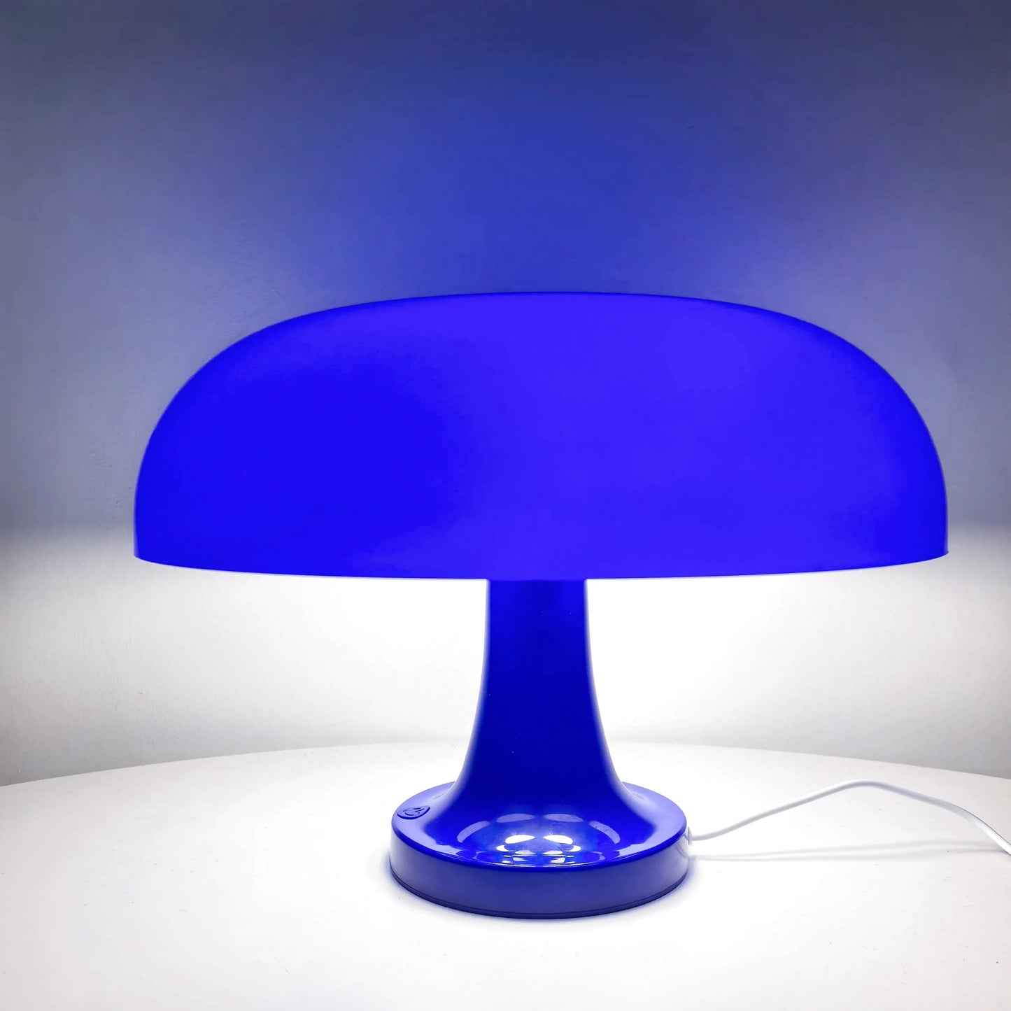 Lampe de chevet design en forme de champignon